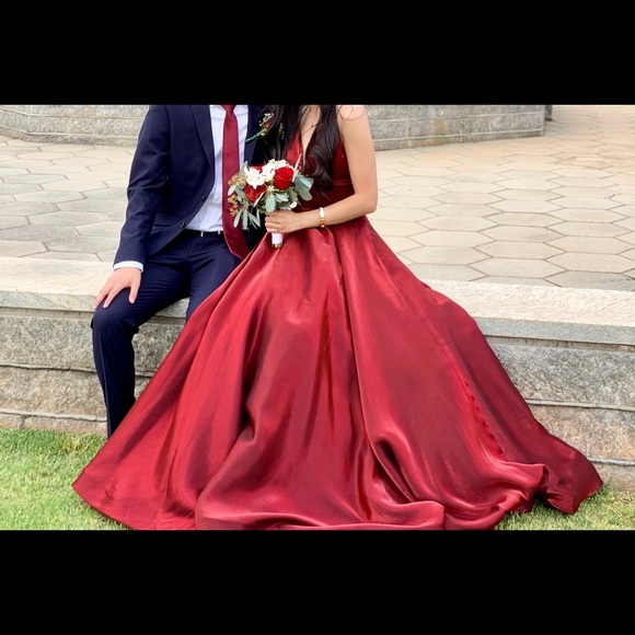 Sherri Hill satin dress V neck  spaghetti straps wine red sz 0 - Picture 3 of 13